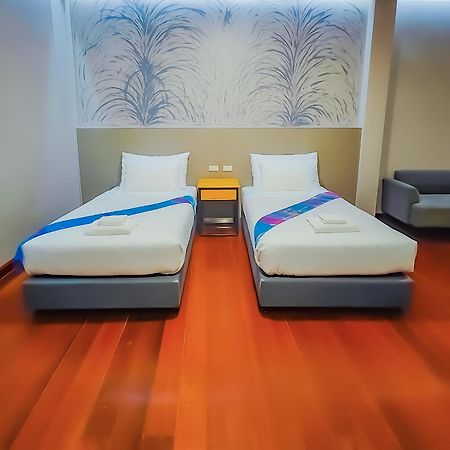 The Riva Vientiane Hotel Dış mekan fotoğraf